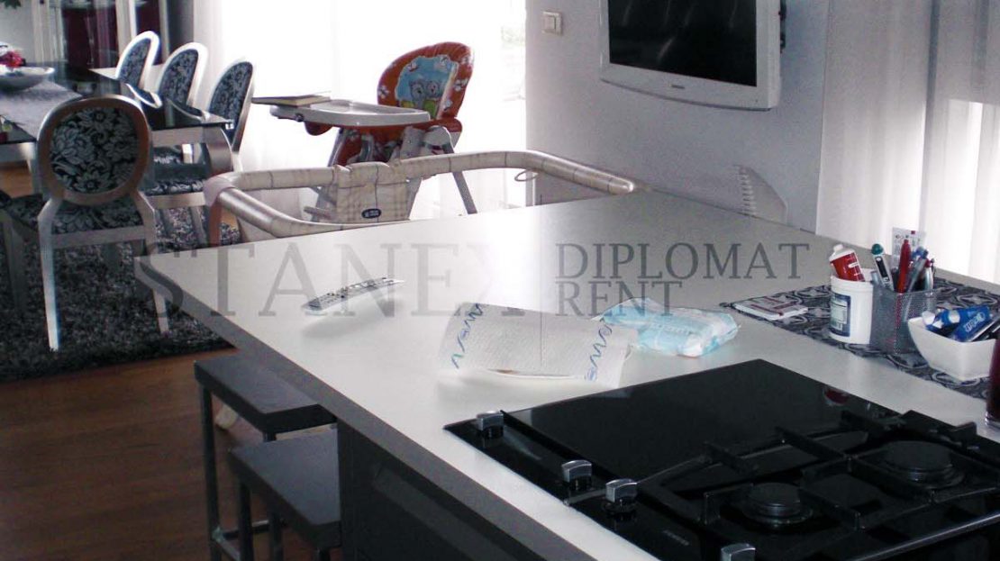 Four bedroom apartment Dedinje Belgrade S1633