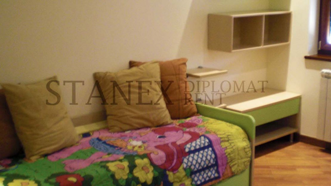 Three bedroom apartment Vracar Belgrade S1789