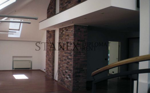 Four bedroom apartment Center Belgrade S1895