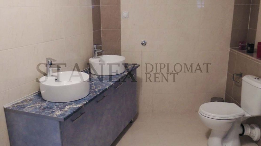 Three bedroom apartment Dedinje Belgrade S1828