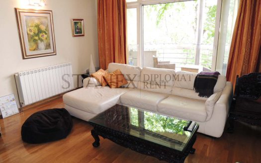 Three bedroom apartment Vracar Belgrade S1870