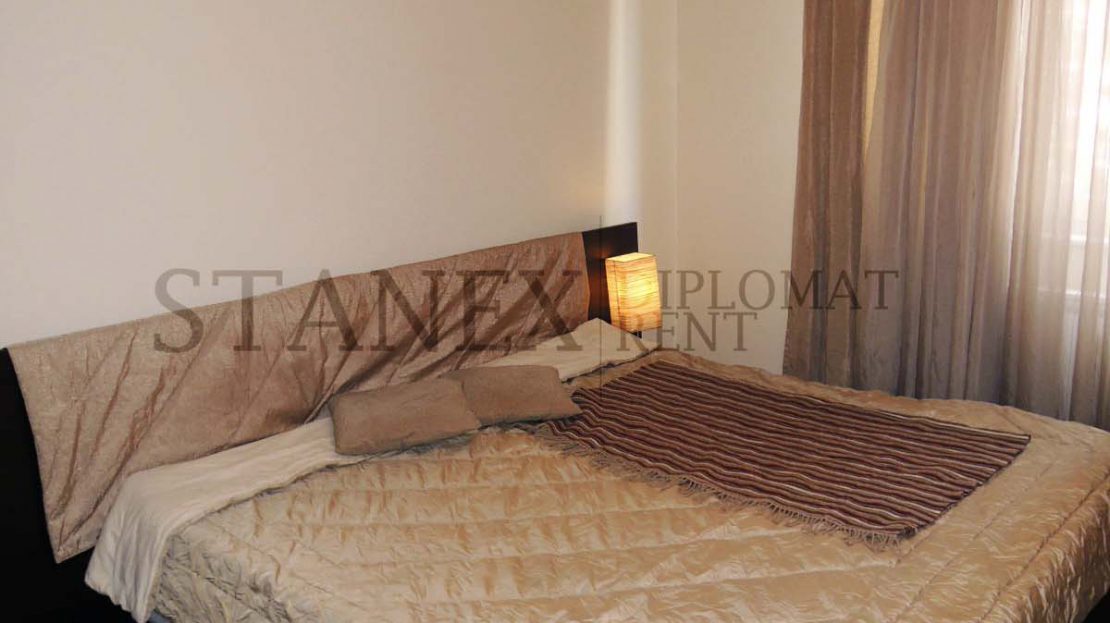 Three bedroom apartment Vracar Belgrade S1870