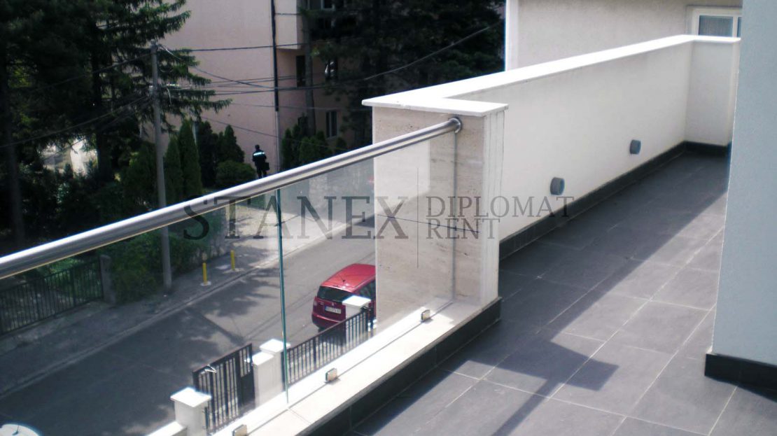 Three bedroom apartment Dedinje Belgrade S1909