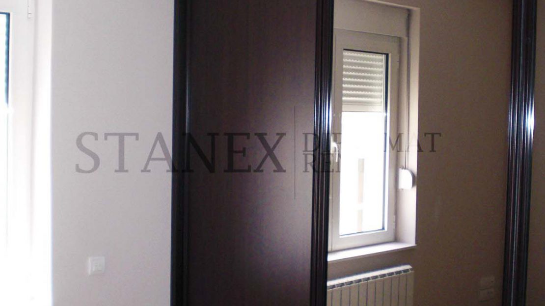 Three bedroom apartment Dedinje Belgrade S1909