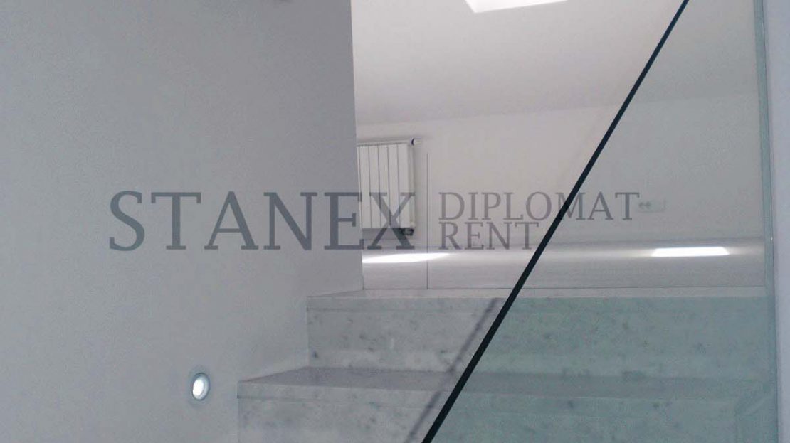 Three bedroom apartment Dedinje Belgrade S1909